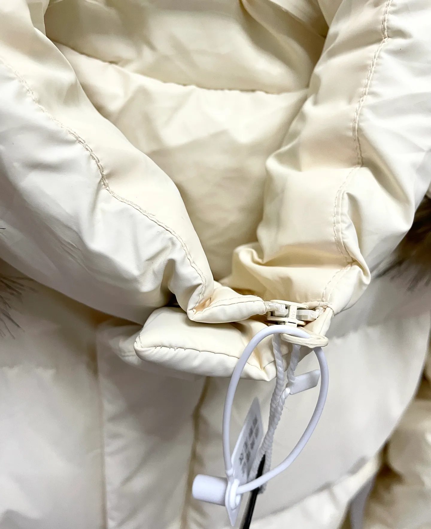 Real shot of white details # P380